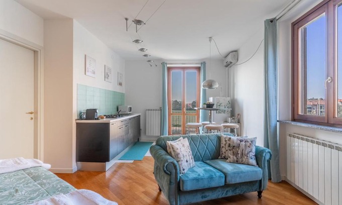 Vidigulfo Apartment | CasaTella - Monolocale con balcone