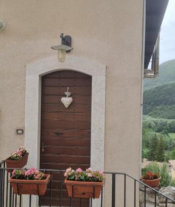 Villetta Barrea House | Casavacanza al castello 2