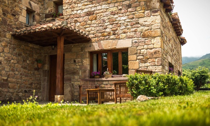 Abiada House | Casavieja rural for 13 people