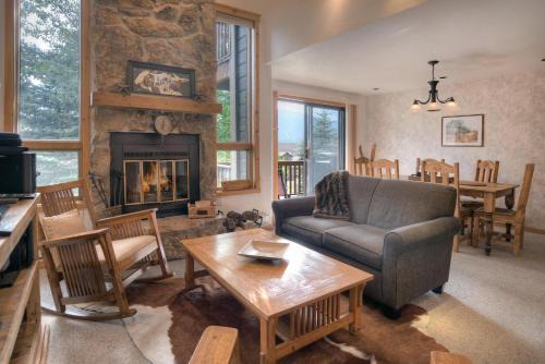 Purgatory House | Cascade Village 45