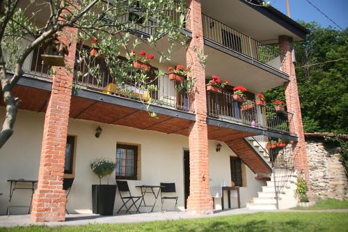 Chiaverano Bed & Breakfast | Cascina Brunod