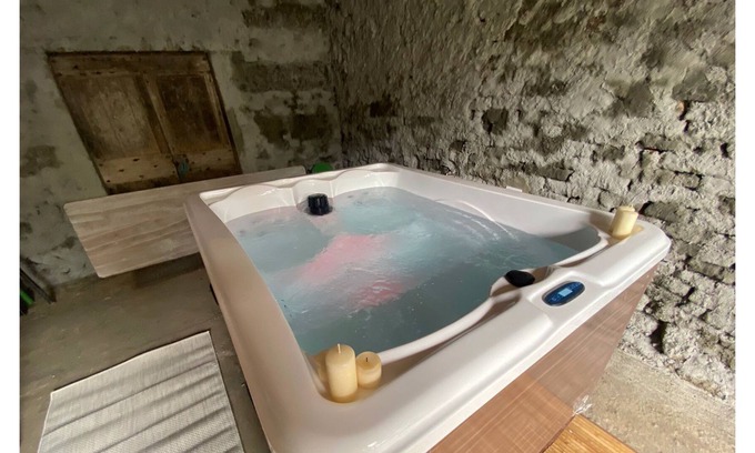 Ozzano Monferrato Villa | Cascina Liebe whirlpool&sauna Monferrato, Ozzano Monferrato, Italy