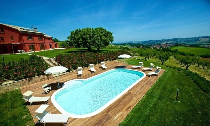 Monte Porzio Villa | Cascina Ottalevi Villa with Putting green and Driving range