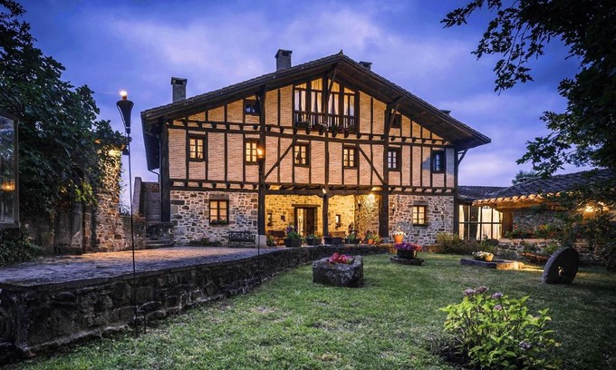 Amurrio House | Caserio Iruaritz