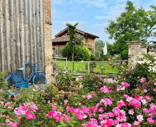 Santa Giustina House | Casetta dipinta Fattoria dei fiori
