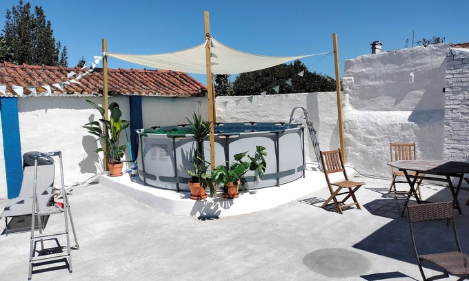Caldas da Rainha House | Casinha das Socas, Holiday Rental on the beautiful Silver coast of Portugal.