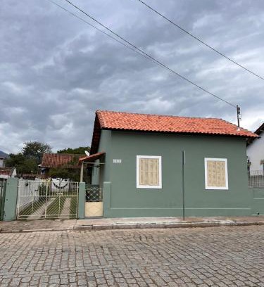 Passa Quatro House | Casinha Verde