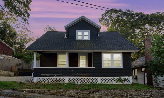 Norwich House | Casino Party house