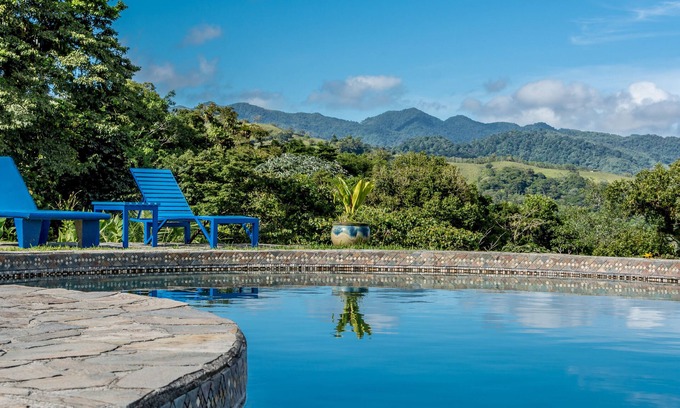 La Fortuna Bed & Breakfast | Casita at Nepenthe. Private Villa, Gorgeous views and Free Breakfast!