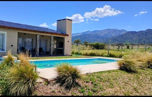 La Punta House | Casita de campo con piscina