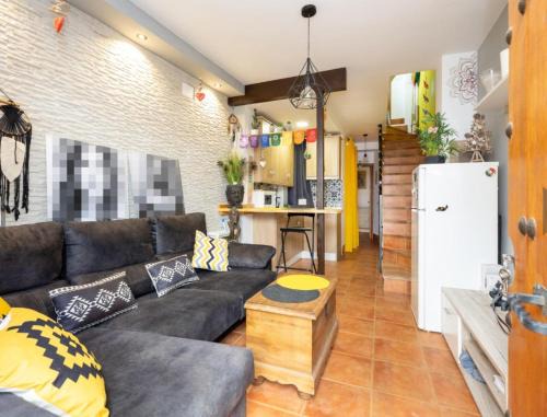 Restabal House | Casita del Barranco lunar