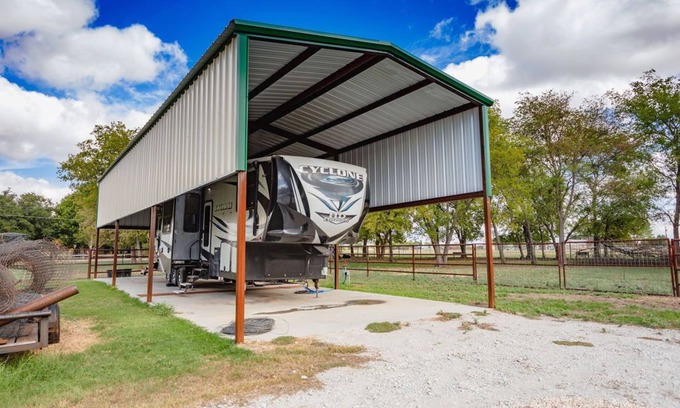 Woodway House | Casita Del Rosas - RV