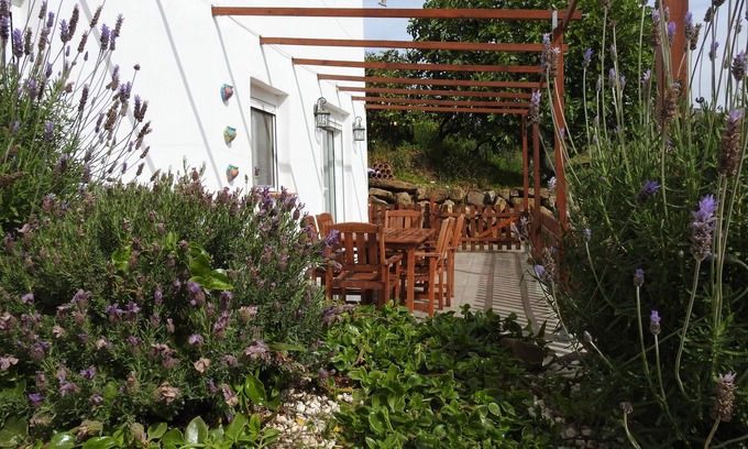 Pizarra Ski Chalet | Casita Jacaranda a 2 Bed Country Cottage with 8 x 5 meter Swimming Pool