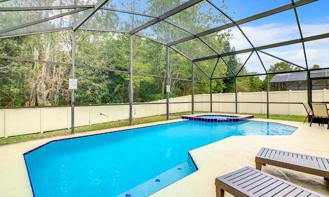 Country Creek Estates House | Casita mi Encanto a Cozy & Spacious House, 4-bedroom 3-Bath & pool