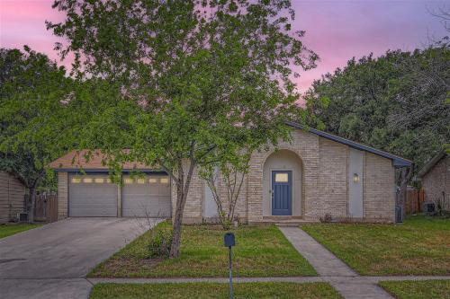 Wetmore House | Casita San Antonio Family and Pet Friendly