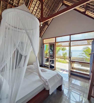 Maumere Hotel | Cassabonelly