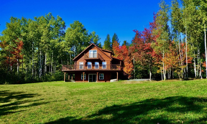 Red Bank House | Cast Away Lodge… cast your worries away on the banks of the Miramichi River