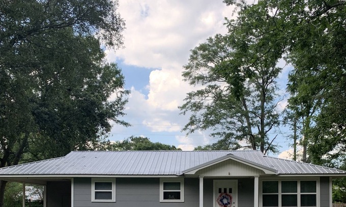 Foley House | Cast Iron Cottage