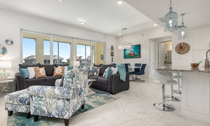 Whitney Beach Condo | ⚓Castaway in Margaritaville! Modern, Beachy Condo overlooking pool!⚓