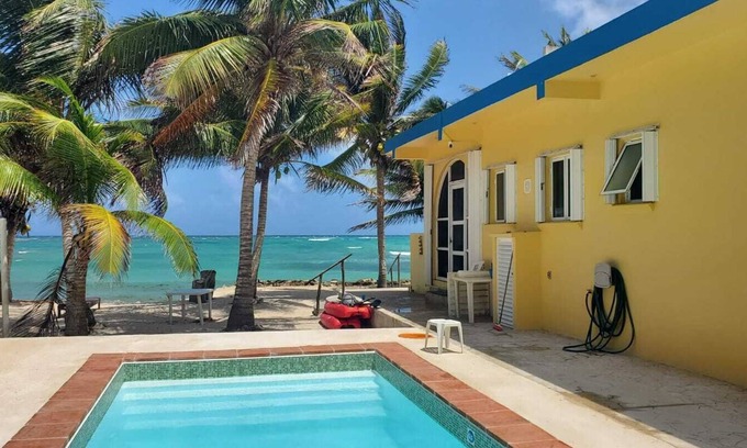 Majahual Villa | Castaway Palms Beach, Ocean & Pool Front House
