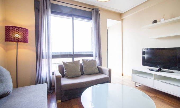 Castillejos Apartment | CASTELLANA PARKING 1 BEDROOM - 02