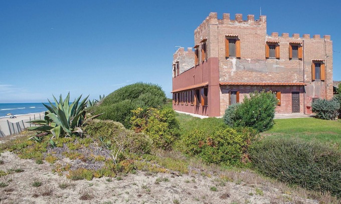Campo Ascolano House | Castello sulla Spiaggia