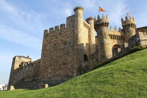 Ponferrada Apartment | Castillo Buenavista