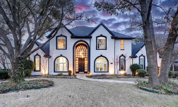 McKinney Villa | CastilloDeBastille