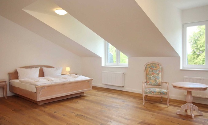 Hohendorf Apartment | Castle Apartment WE 29 - Hohendorf Castle