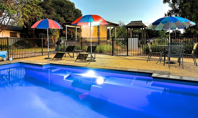 Euroa Bed & Breakfast | Castle Creek Motel