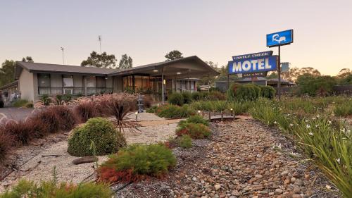 Euroa Hotel | Castle Creek Motor Inn Euroa