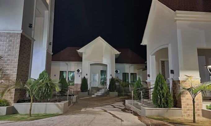 Kaduna Hotel | Castle De White House Hotel
