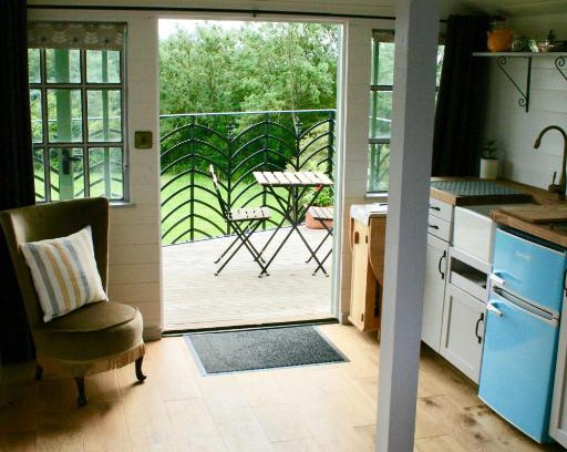 Sheriff Hutton Cabin | Castle Lodge