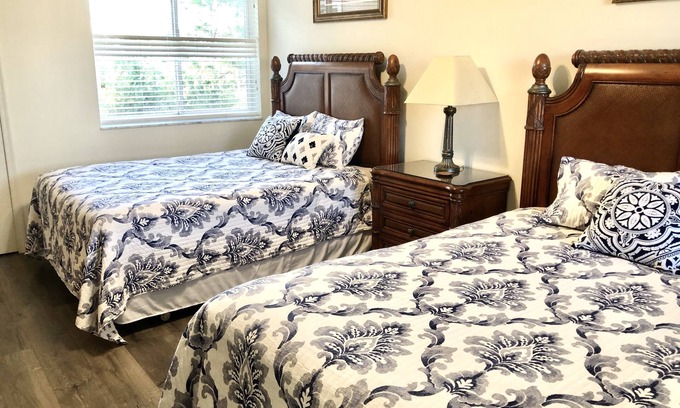 Port Saint Lucie Condo | Castle Pines Efficiency Unit