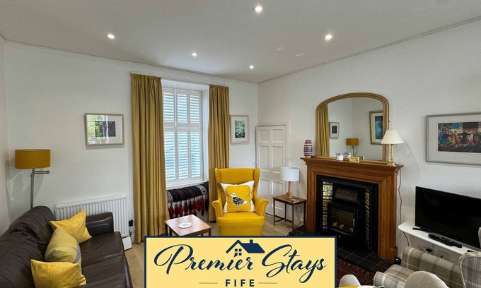 Crail Cottage | Castle Rock, Crail - a cottage that sleeps 7 guests in 4 bedrooms