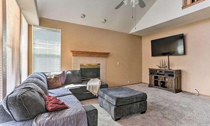 The Meadows House | Castle Rock Home Less Than 5 Mi to Wineries and Outlets