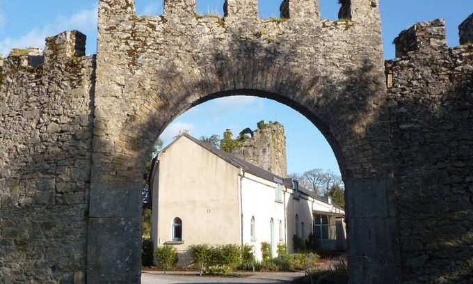 Castlemartyr Ski Chalet | Castlemartyr Holiday Mews' (2 Bed)
