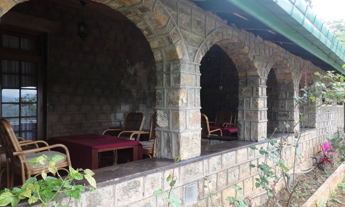 Hatton House | Castlereigh Holiday Bungalow