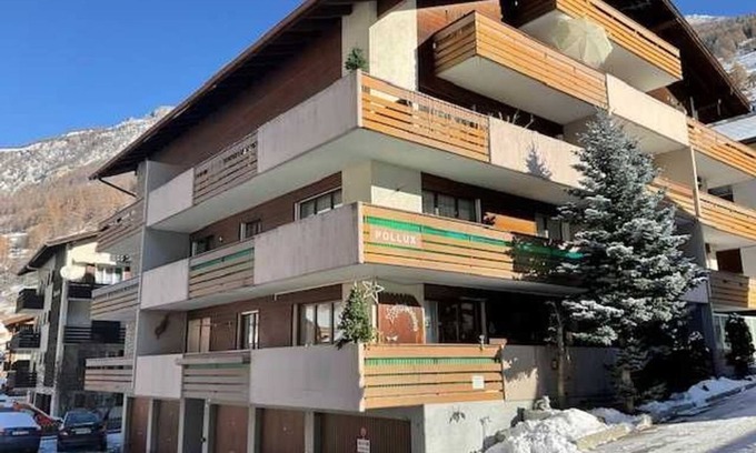 Taesch Apartment | Castor - Castor und Pullux