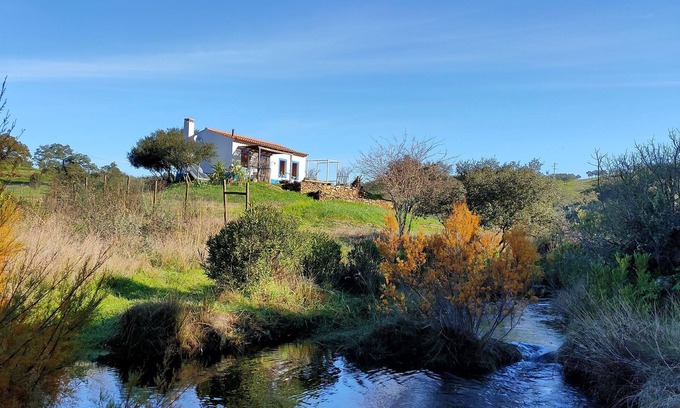 Aldeia dos Palheiros Cottage | Castro da Cola's Bed and Breakfast