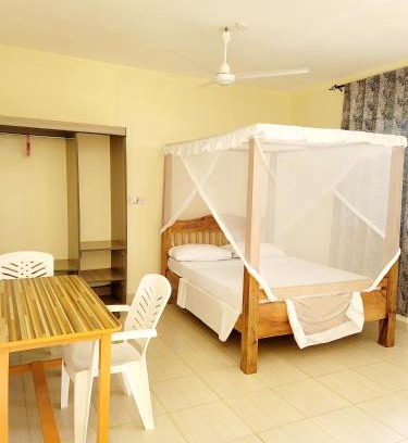 Malindi Marine National Park Hotel | Casuarina Lounge