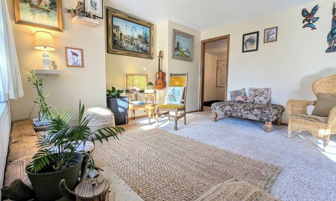 Mountain Home House | Cat friendly, wheelchair friendly, nature friendly