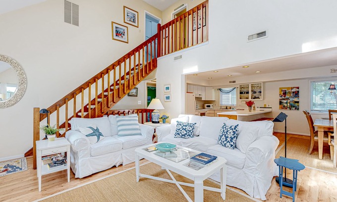 Cat Hill House | Cat Hill - Inviting retreat with fireplace, lovely porch, kayaks & firepit