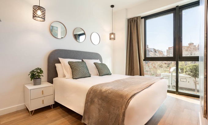 Pacifico Apartment | Catalina 103 apartment in Madrid