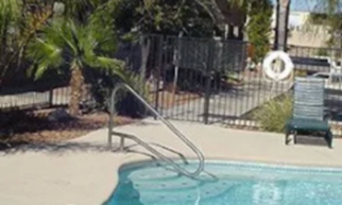 Catalina Hotel | Catalina Inn
