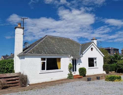 Elgin House | Catalina - Modern 2 bedroom bungalow