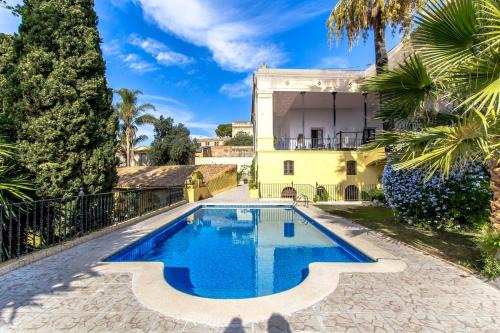Banyeres del Penedes Villa | Catalunya Casas Impressive and Idyllic mansion for up to 40 people!