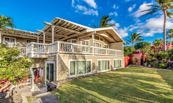 Bluffs House | Catch the Sunset! Beautiful Ocean View Home with A/C, and Lots of Space!