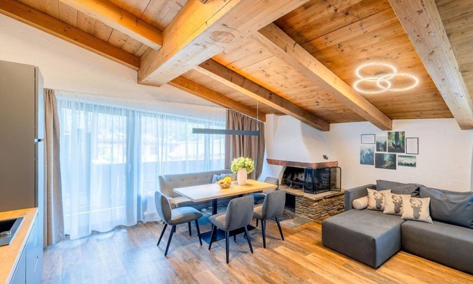 Seefeld in Tirol Apartment | Category LUX - Holiday apartment Landhaus Top 5 - Appartementhaus Waidmannsheil