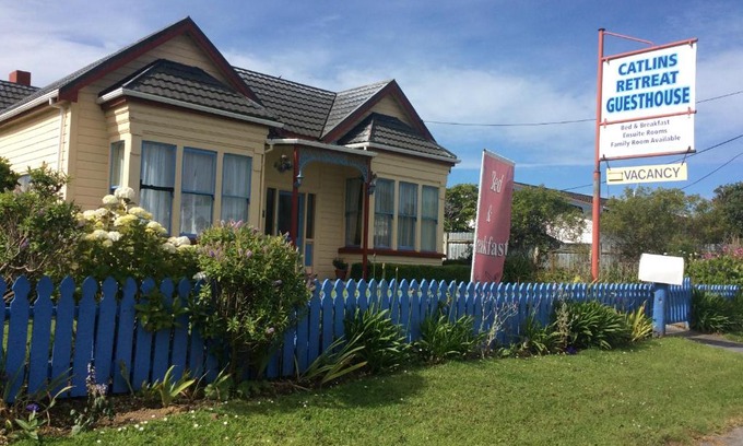 Owaka House | Catlins Retreat B & B